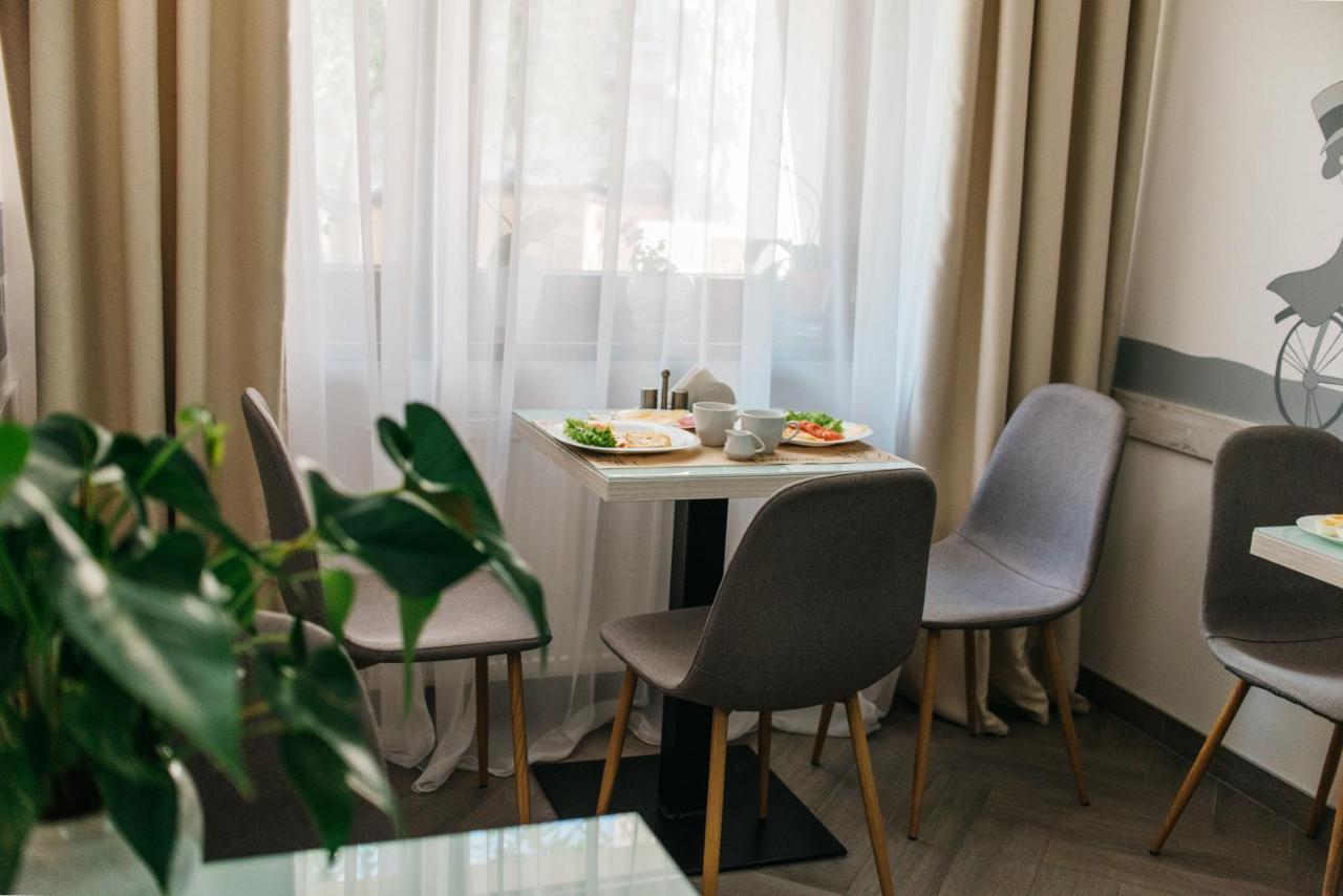 Hotel Sacvoyage Lwów Zewnętrze zdjęcie