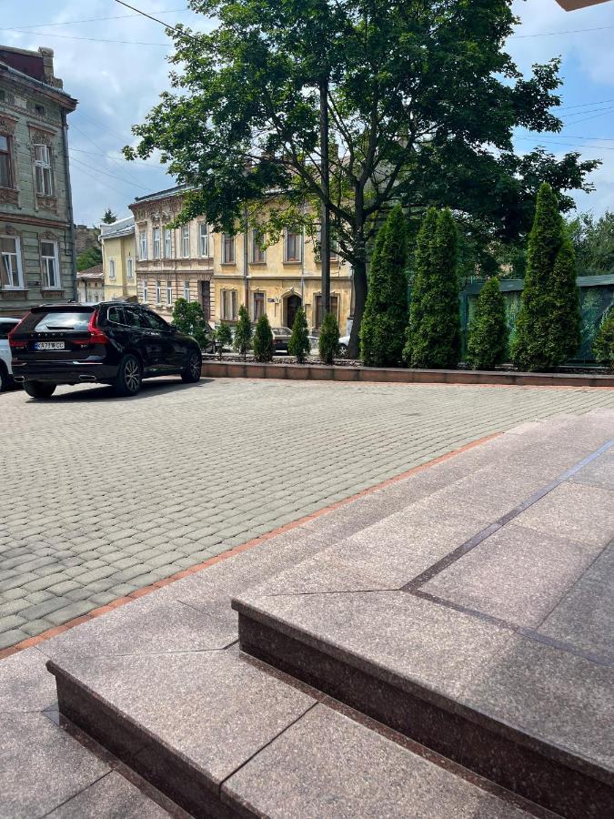 Hotel Sacvoyage Lwów Zewnętrze zdjęcie