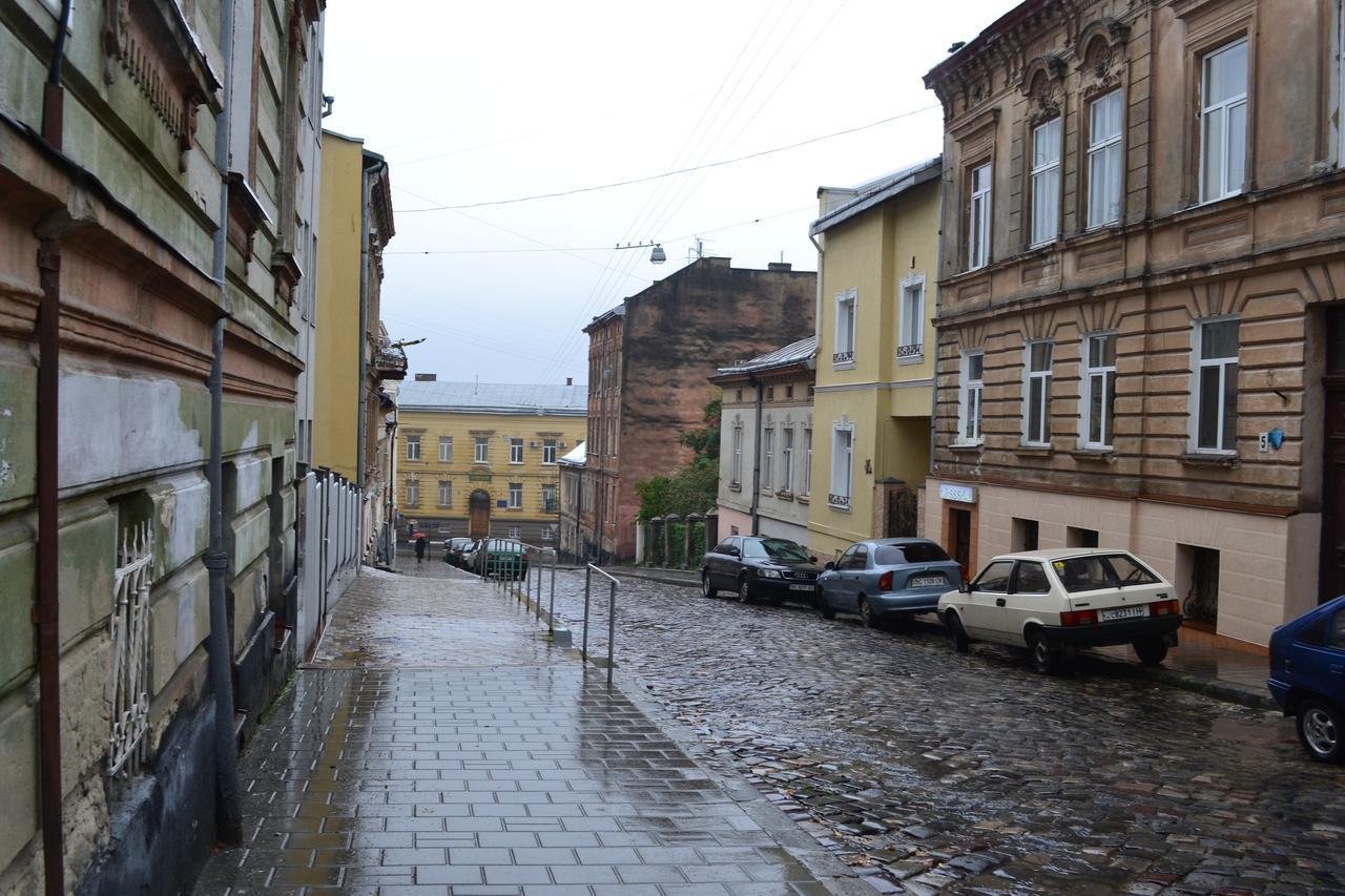Hotel Sacvoyage Lwów Zewnętrze zdjęcie